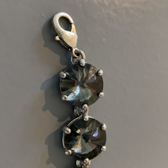 ⭐️ 3 for $30 SPECIAL ⭐️ Adjustable Gray Crystal and Silver Bracelet - Picture 3 of 5